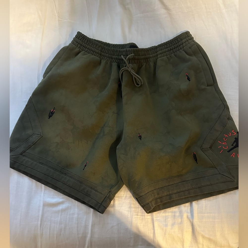 Jordan Travis Scott shorts